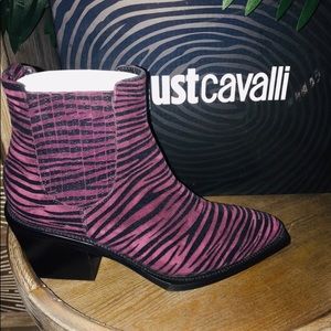 Size 38 black purple boots